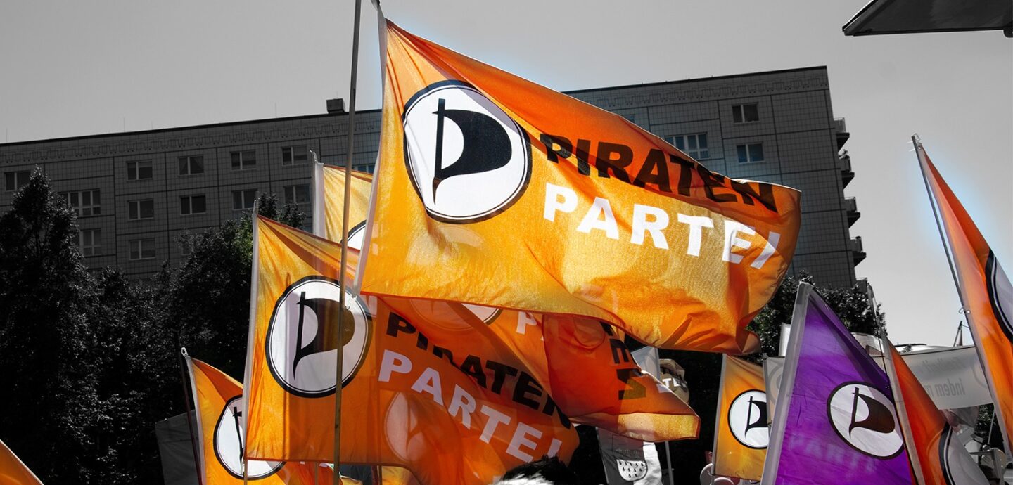 Diverse Piratenpartei-Flaggen